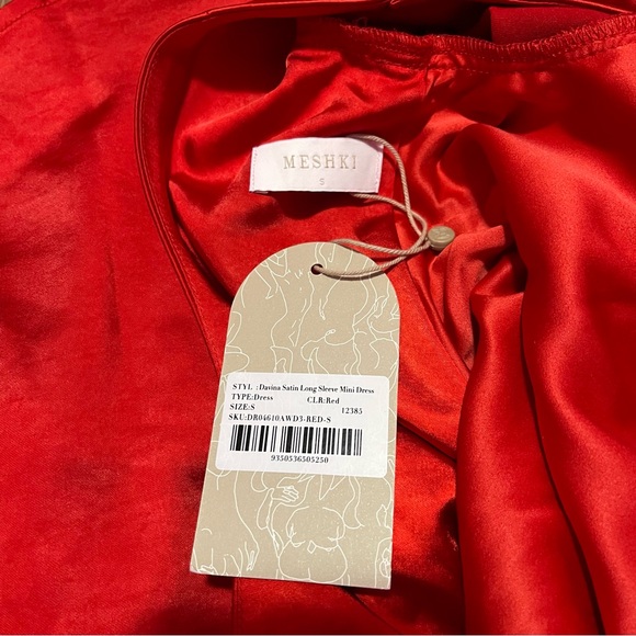 MESHKI Davina Red Satin Long Sleeve Open Back Mini Dress Small NWT - Picture 14 of 15